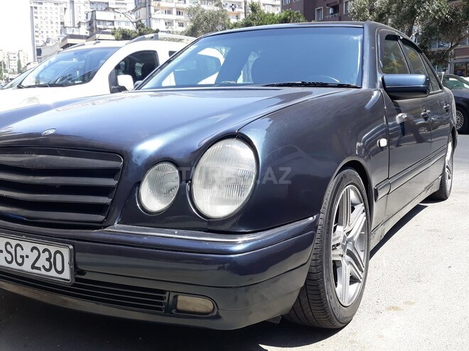 Mercedes E 230 1997, 335,000 km - 2.3 l - Bakı