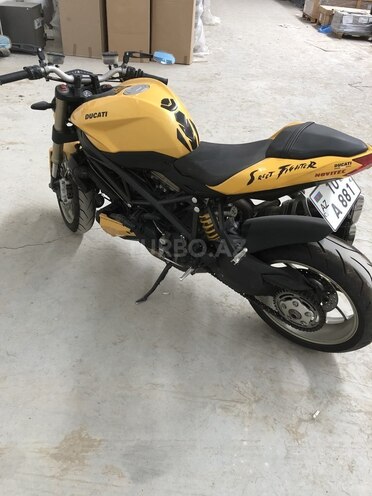 Ducati  2012, 17,000 km - 0.9 л - Bakı