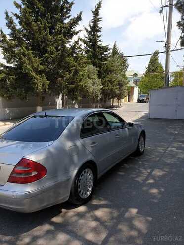 Mercedes E 240 2002, 286,545 km - 2.6 l - Bakı