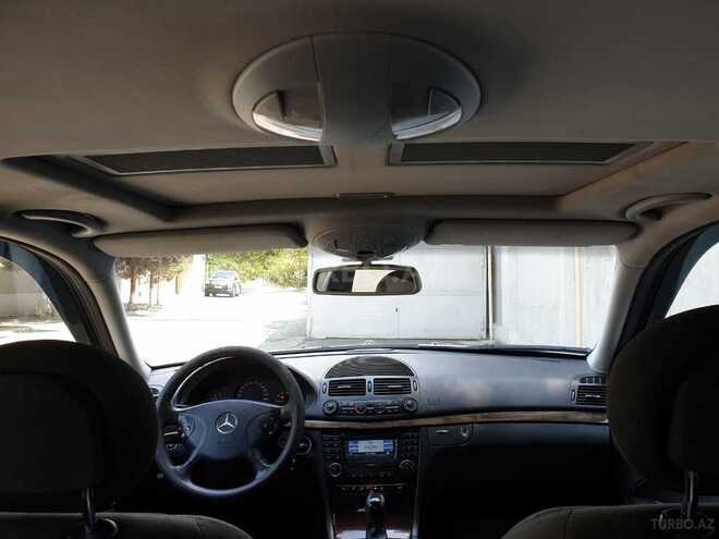 Mercedes E 240 2002, 286,545 km - 2.6 l - Bakı