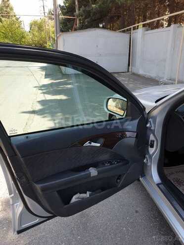 Mercedes E 240 2002, 286,545 km - 2.6 l - Bakı