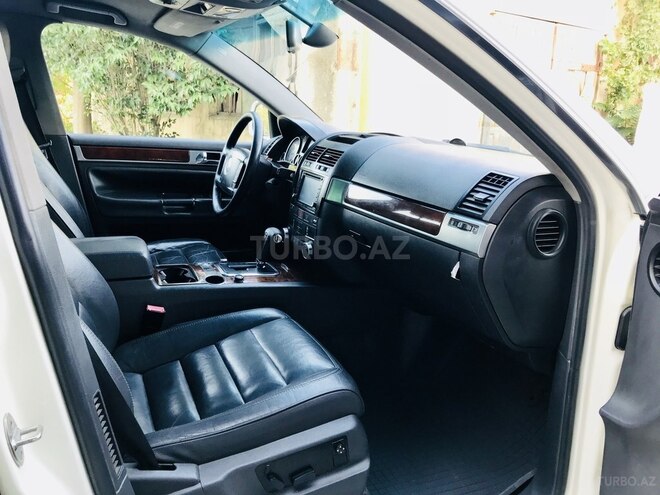 Volkswagen Touareg 2004, 301,500 km - 3.2 l - Bakı