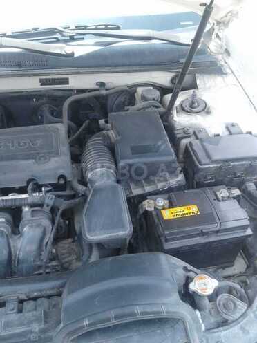 Hyundai Sonata 2009, 1,555,698 km - 2.0 l - Yevlax