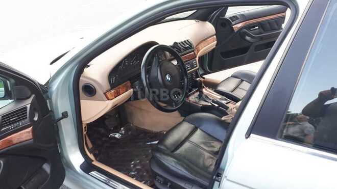 BMW 528 1998, 278,000 km - 2.8 л - Bakı