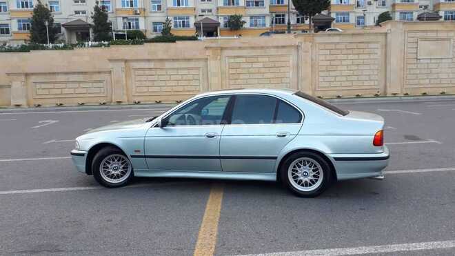 BMW 528 1998, 278,000 km - 2.8 л - Bakı