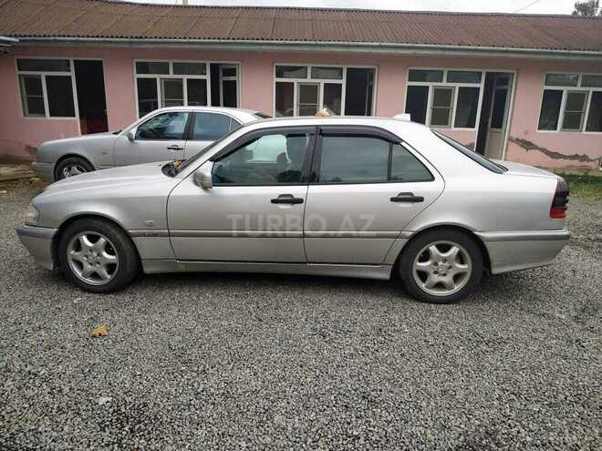 Mercedes C 240 1999, 257,000 km - 2.4 л - Lənkəran