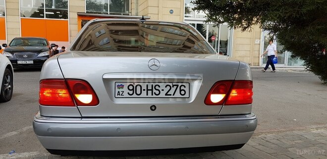 Mercedes E 200 1999, 237 km - 2.0 л - Bakı