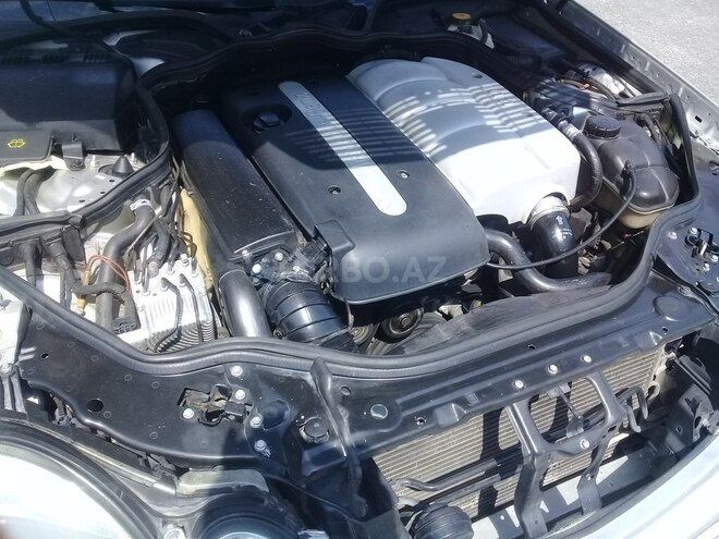 Mercedes E 220 2002, 381,000 km - 2.2 л - Bakı