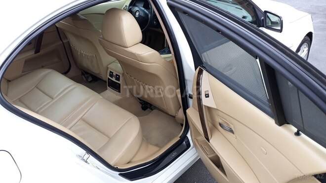 BMW 525 2005, 246,000 km - 2.5 l - Bakı