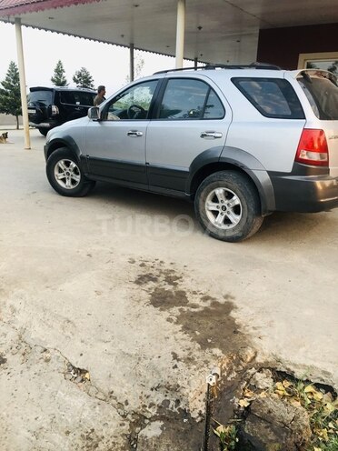 Kia Sorento 2004, 179,200 km - 3.5 l - Salyan