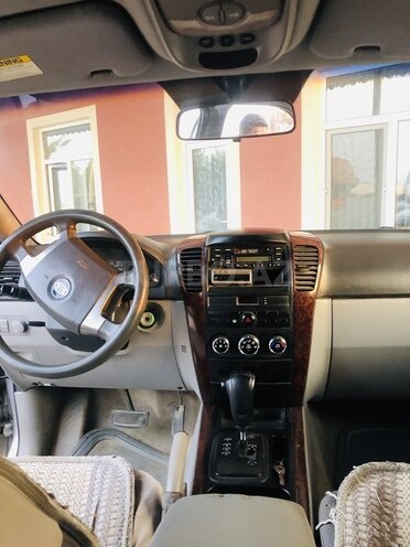 Kia Sorento 2004, 179,200 km - 3.5 l - Salyan