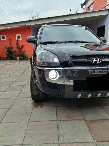 Hyundai Tucson 2006, 185,000 km - 2.0 l - Quba