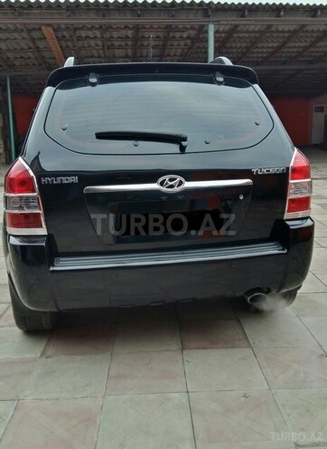 Hyundai Tucson 2006, 185,000 km - 2.0 l - Quba
