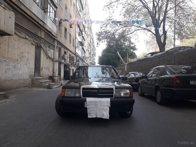 Mercedes 190 1993, 300,000 km - 0.2 л - Bakı