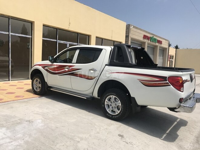 Mitsubishi L200 2012, 202,000 km - 0.3 l - Bərdə