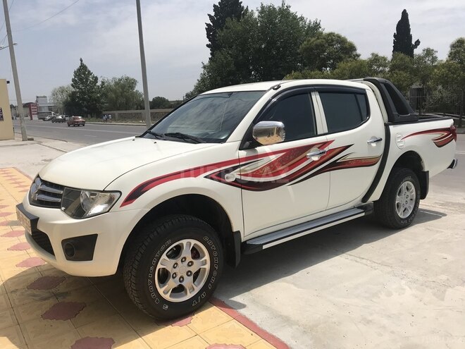 Mitsubishi L200 2012, 202,000 km - 0.3 l - Bərdə