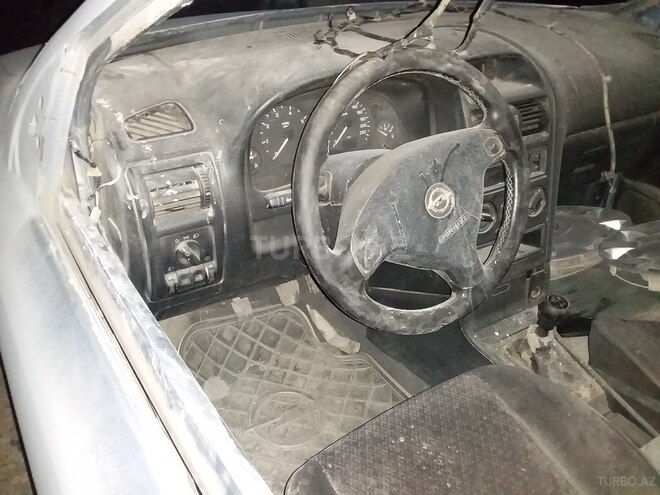 Opel Astra 2000, 280,000 km - 1.6 l - Sumqayıt