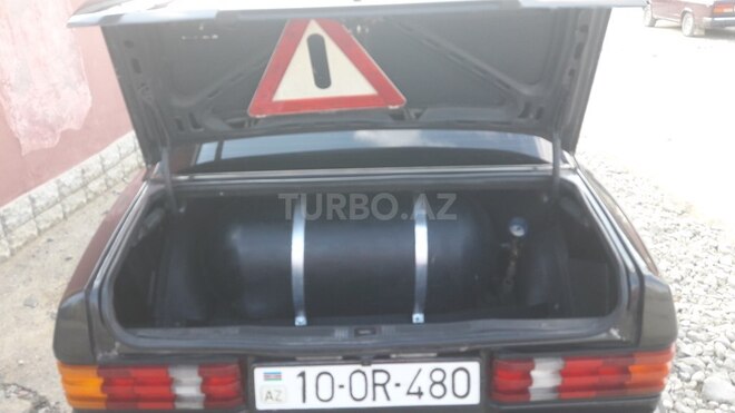 Mercedes 190 1993, 550,000 km - 2.0 л - Xırdalan