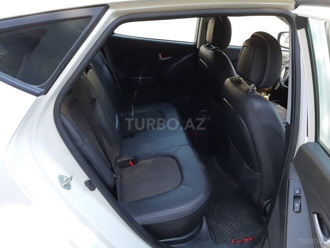Hyundai ix35 2013, 129,000 km - 2.0 л - Bakı
