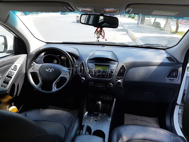 Hyundai ix35 2013, 129,000 km - 2.0 л - Bakı