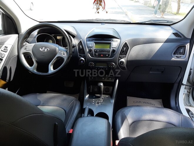 Hyundai ix35 2013, 129,000 km - 2.0 л - Bakı