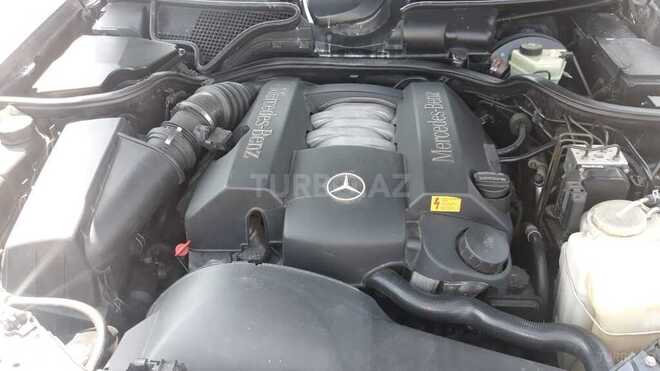 Mercedes E 240 1997, 278,000 km - 2.4 l - Bakı