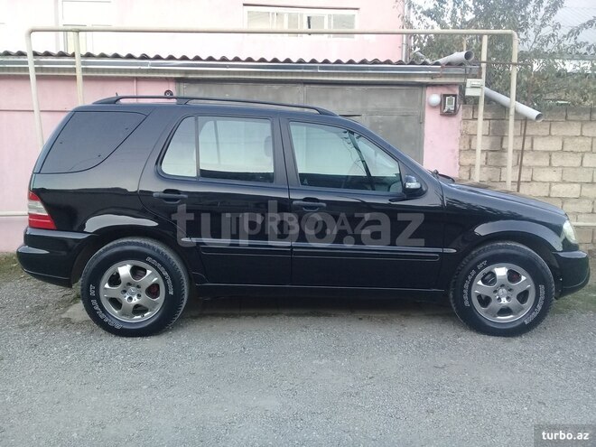 Mercedes ML 320 2002, 92,000 km - 3.2 л - Quba