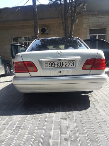 Mercedes E 200 1997, 433,555 km - 2.0 l - Bakı