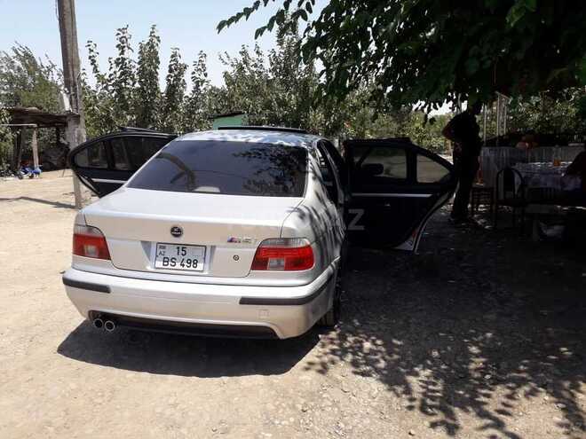 BMW 528 1999, 188,000 km - 2.8 l - Bakı