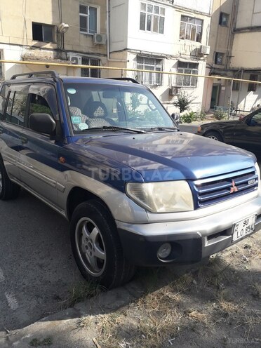 Mitsubishi Pajero io 2001, 280,000 km - 2.0 l - Bakı