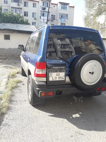 Mitsubishi Pajero io 2001, 280,000 km - 2.0 l - Bakı