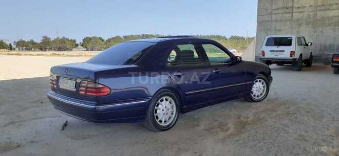 Mercedes E 240 2000, 230,000 km - 2.6 л - Bakı