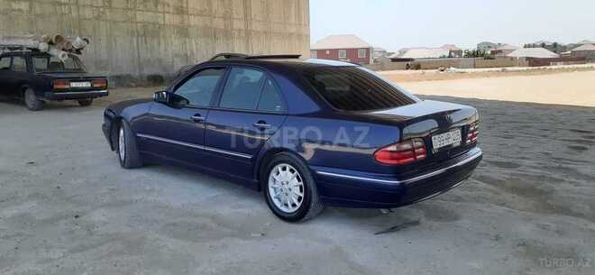 Mercedes E 240 2000, 230,000 km - 2.6 л - Bakı