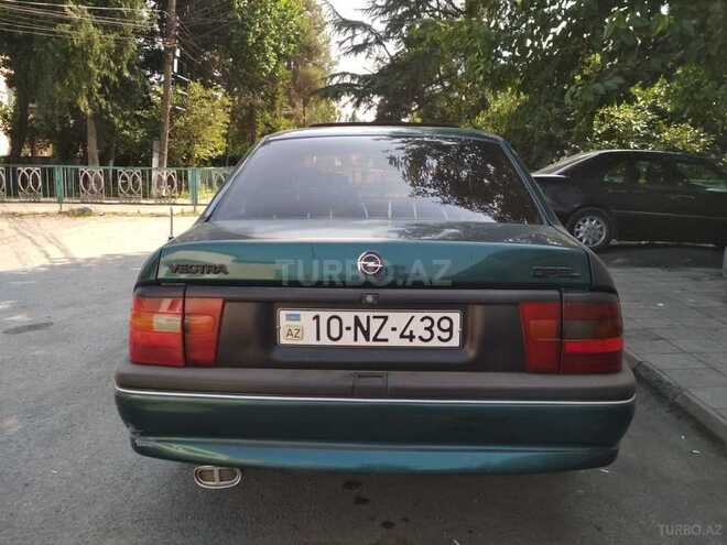 Opel Vectra 1995, 300,000 km - 1.8 л - Zaqatala
