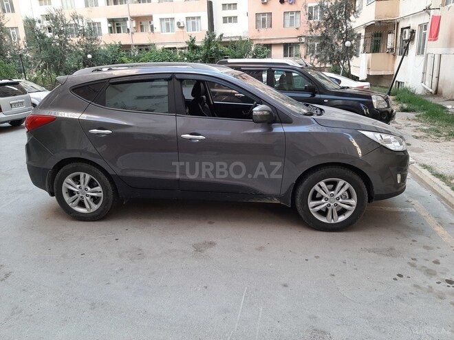 Hyundai ix35 2010, 200,000 km - 2.0 л - Bakı