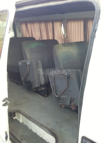 Toyota HiAce 1999, 999,999 km - 2.8 l - Bakı