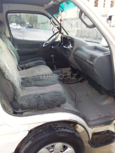 Toyota HiAce 1999, 999,999 km - 2.8 l - Bakı