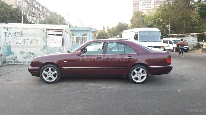 Mercedes E 200 1996, 265,000 km - 2.0 l - Bakı