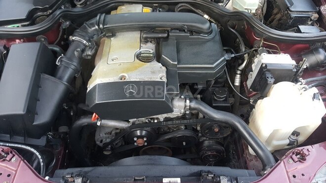 Mercedes E 200 1996, 265,000 km - 2.0 l - Bakı
