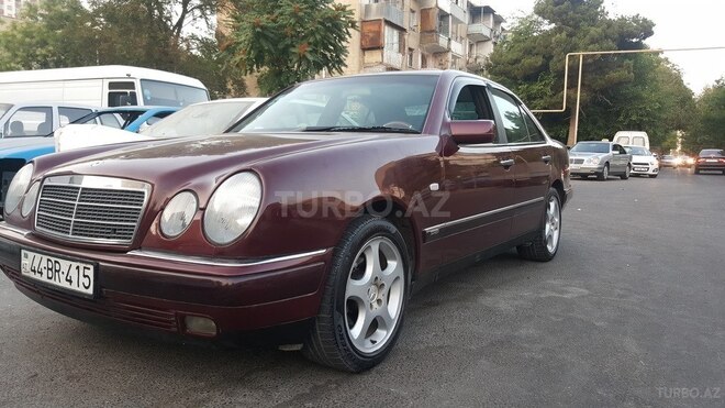 Mercedes E 200 1996, 265,000 km - 2.0 l - Bakı