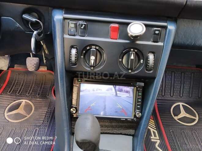 Mercedes E 230 1986, 330,002 km - 2.3 l - Bakı