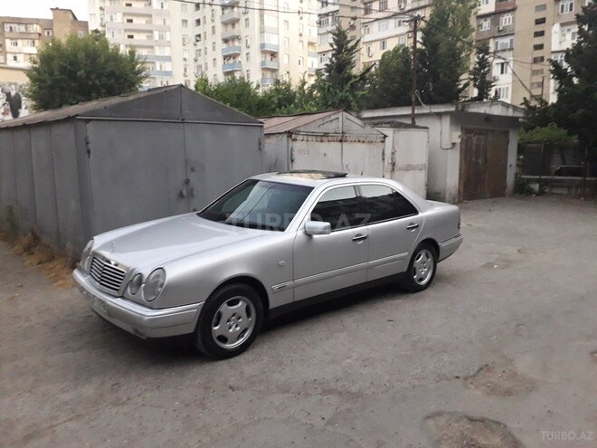 Mercedes E 240 1998, 334,200 km - 2.4 л - Bakı