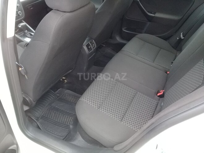 Volkswagen Jetta 2010, 237,000 km - 1.6 l - Bakı