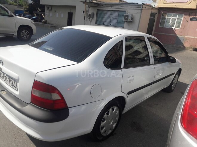 Opel Vectra 1999, 343,000 km - 1.8 l - Sumqayıt