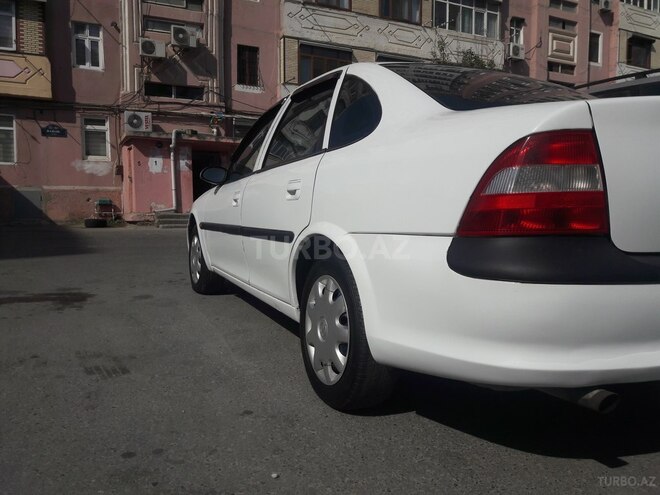 Opel Vectra 1999, 343,000 km - 1.8 l - Sumqayıt