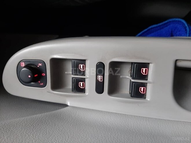 Volkswagen Passat 2010, 105,000 km - 2.0 l - Bakı