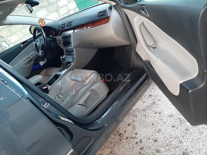 Volkswagen Passat 2010, 105,000 km - 2.0 l - Bakı