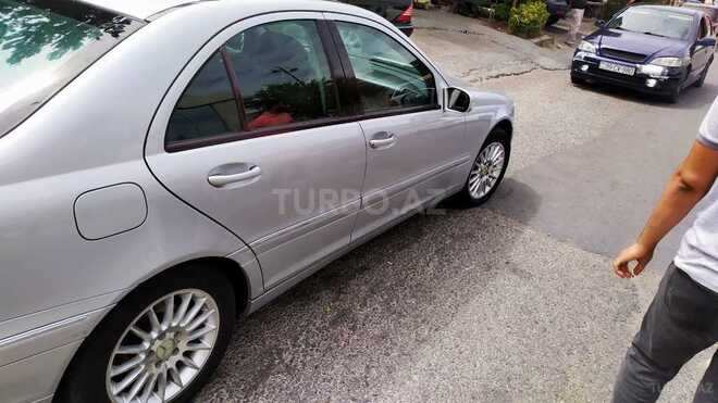 Mercedes C 200 2001, 198,000 km - 2.0 l - Bakı