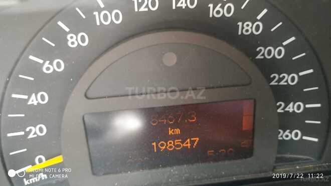 Mercedes C 200 2001, 198,000 km - 2.0 l - Bakı