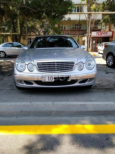 Mercedes E 220 2002, 238,000 km - 2.2 l - Bakı